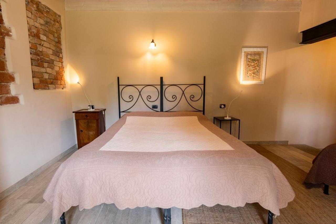 Agriturismo Cascina Pezzolo Лоди Экстерьер фото