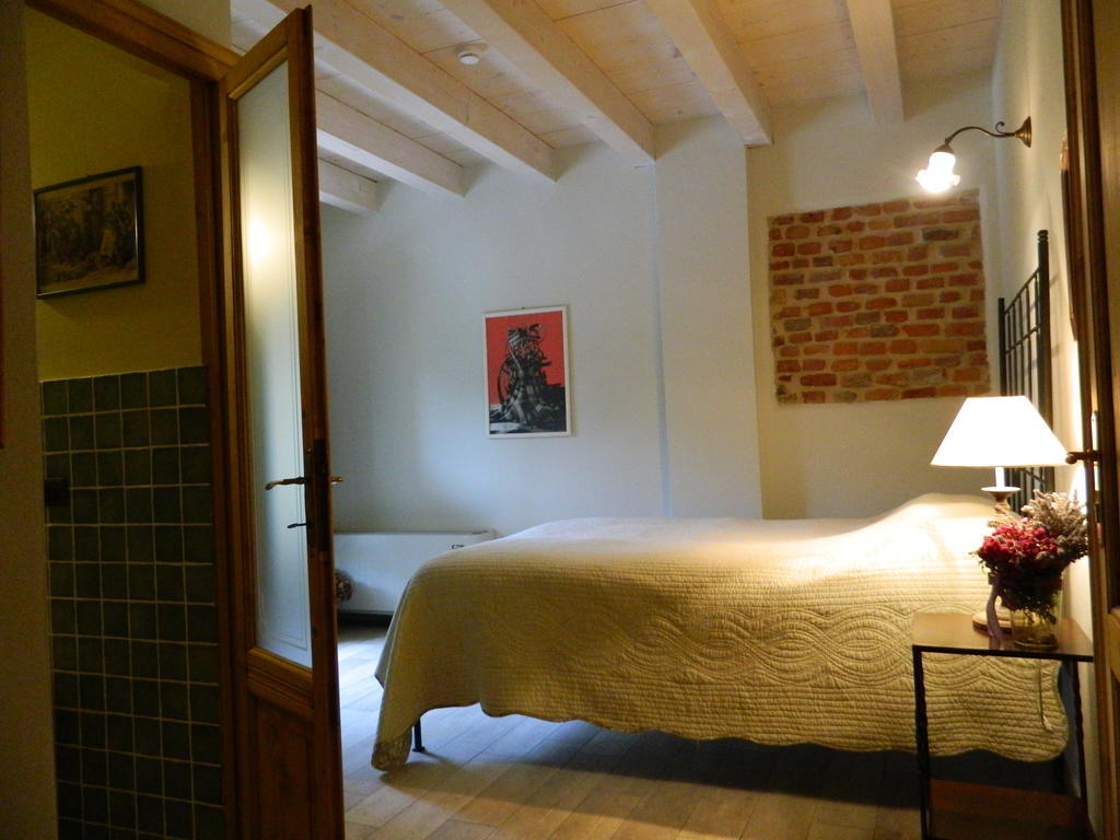 Agriturismo Cascina Pezzolo Лоди Экстерьер фото